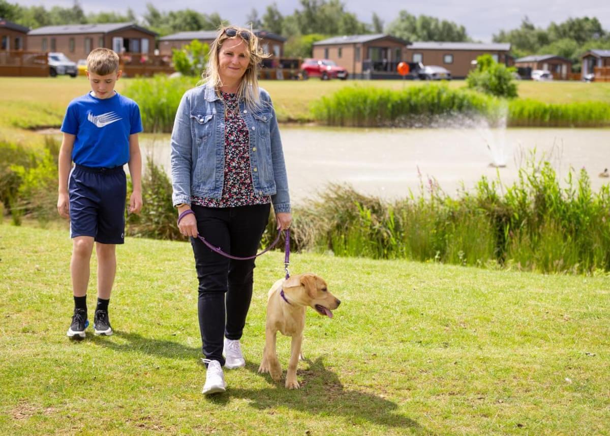 High Farm Holiday Park Routh Bagian luar foto