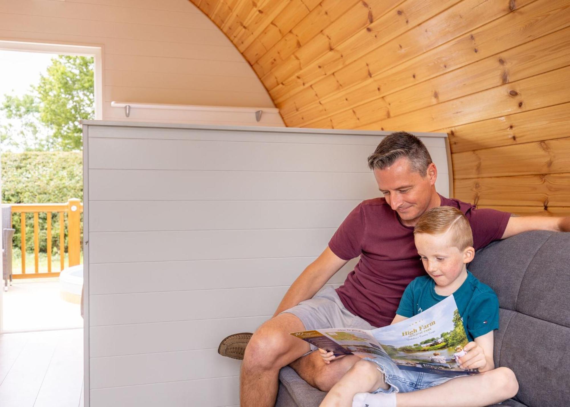 High Farm Holiday Park Routh Bagian luar foto